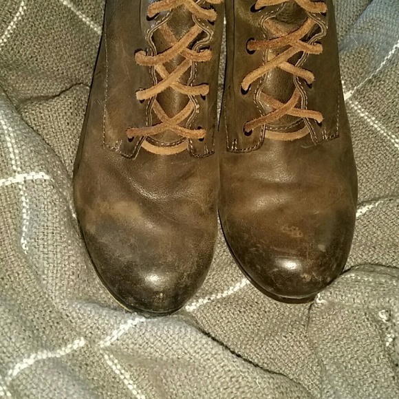 Plenty By Tracy Reese Triple Buckle Mid Calf Boot - Picture 2 of 16